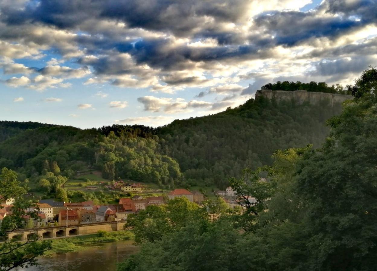 Luxusboofe - Ferienhaus Am Lilienstein Königstein Extérieur photo